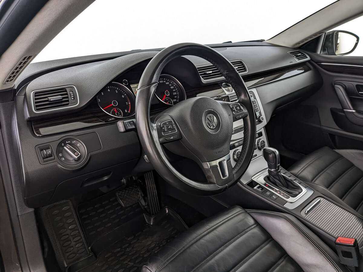 Купить Volkswagen Passat CC с пробегом. Фото: #12