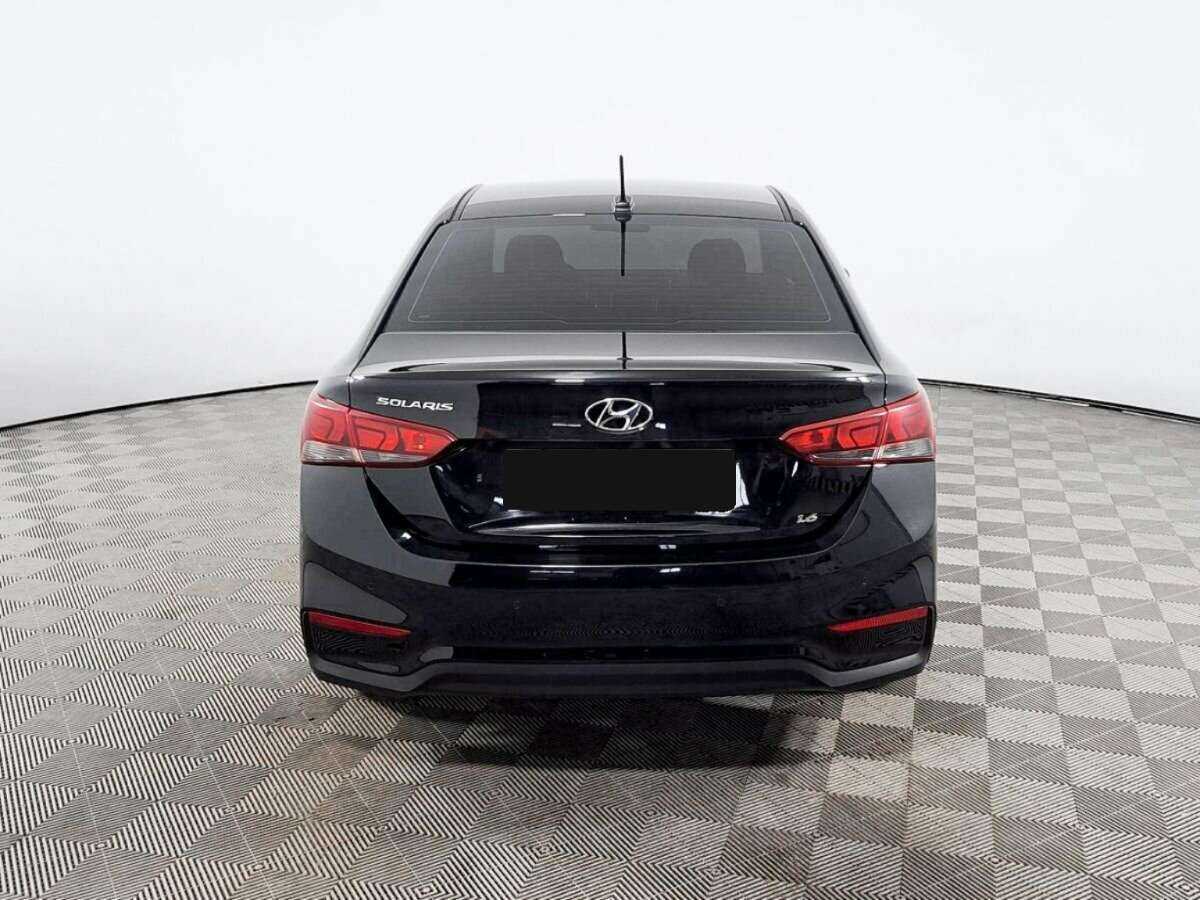 Купить Hyundai Solaris с пробегом. Фото: #5