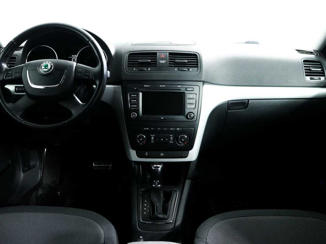 Купить Skoda Yeti с пробегом. Фото: #10