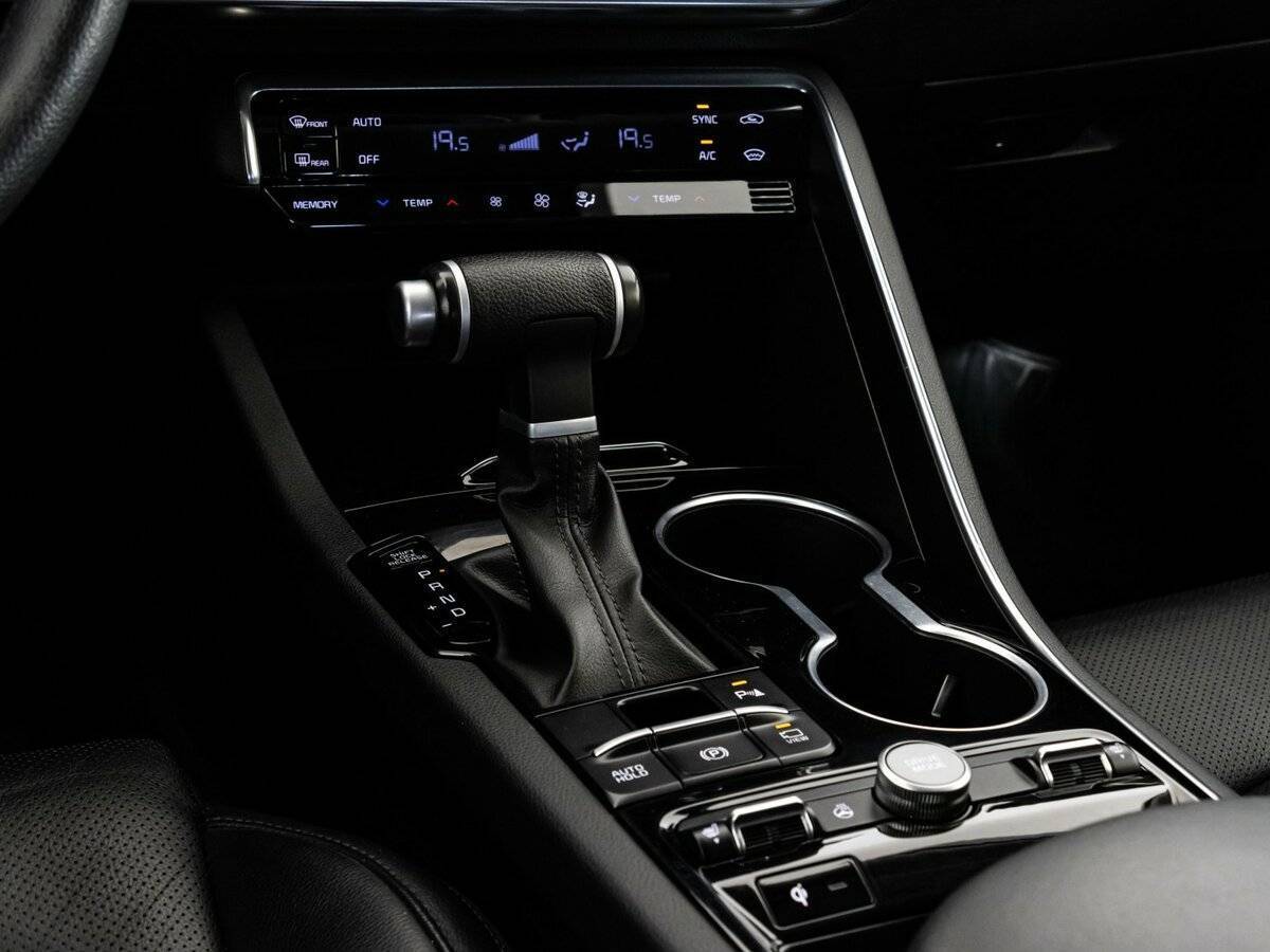 Купить Kia K5 с пробегом. Фото: #17