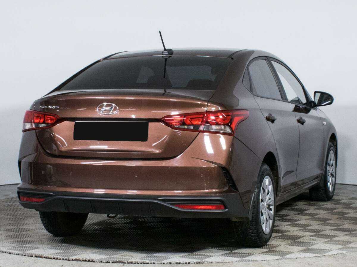 Купить Hyundai Solaris с пробегом. Фото: #4