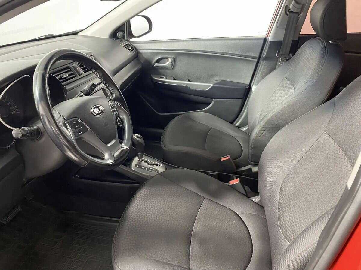 Купить Kia Rio с пробегом. Фото: #8