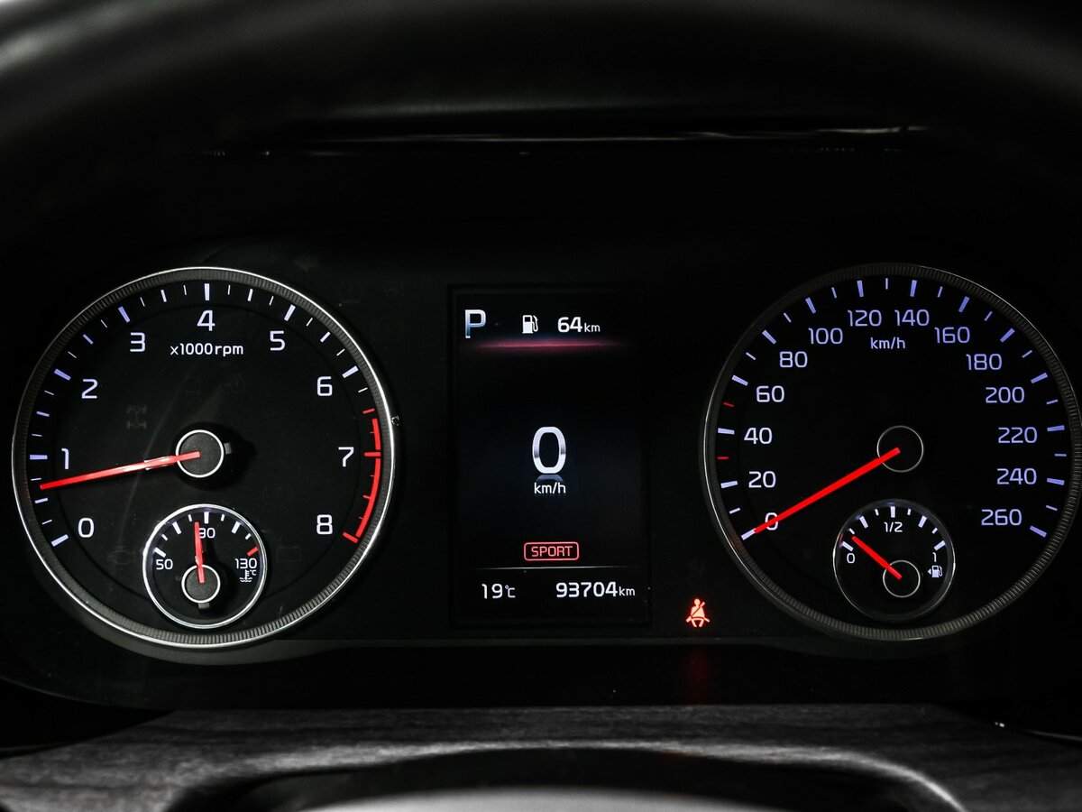 Купить Kia K5 с пробегом. Фото: #9