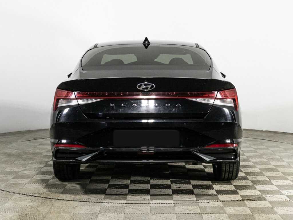 Купить Hyundai Elantra с пробегом. Фото: #5