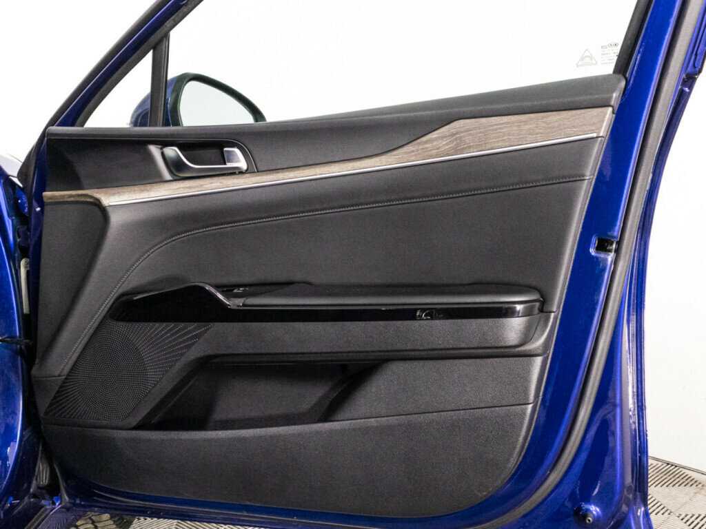 Купить Kia K5 с пробегом. Фото: #27