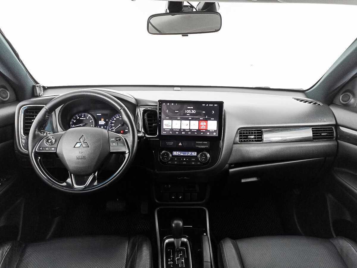 Купить Mitsubishi Outlander с пробегом. Фото: #11