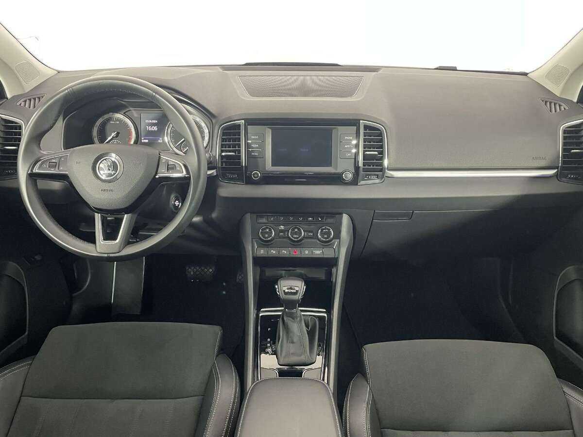 Купить Skoda Karoq с пробегом. Фото: #3