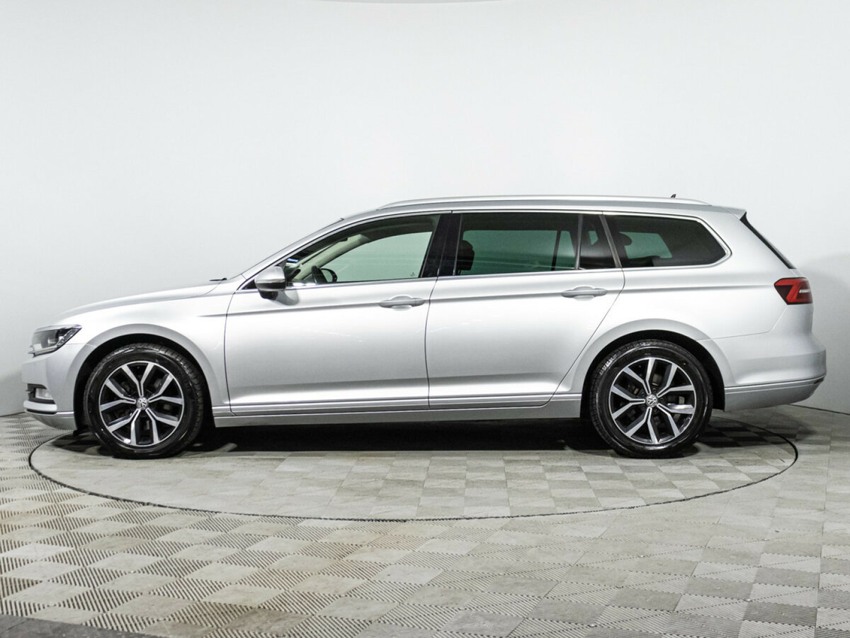 Купить Volkswagen Passat с пробегом. Фото: #7