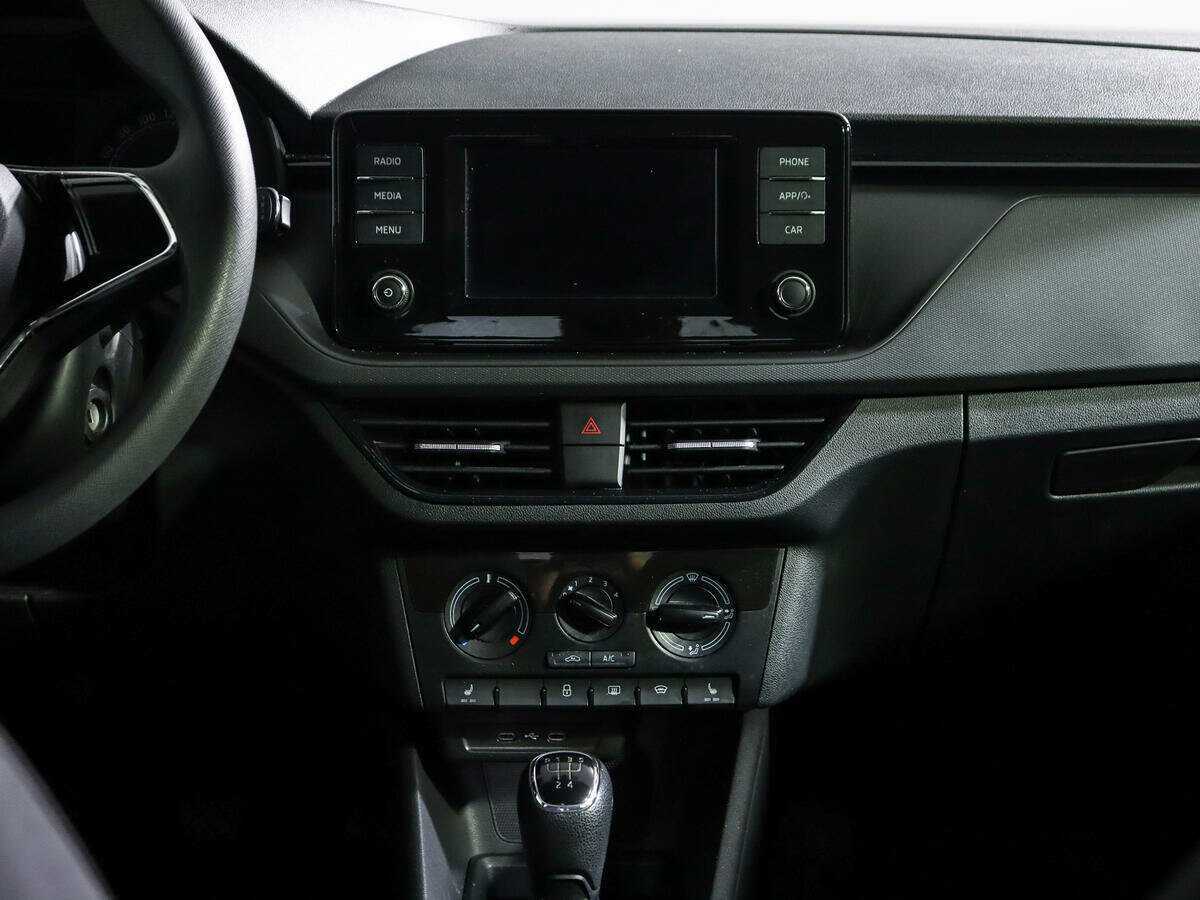 Купить Skoda Rapid с пробегом. Фото: #10