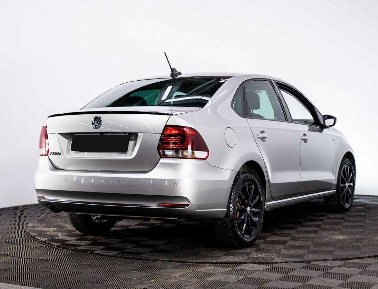 Купить Volkswagen Polo с пробегом. Фото: #5