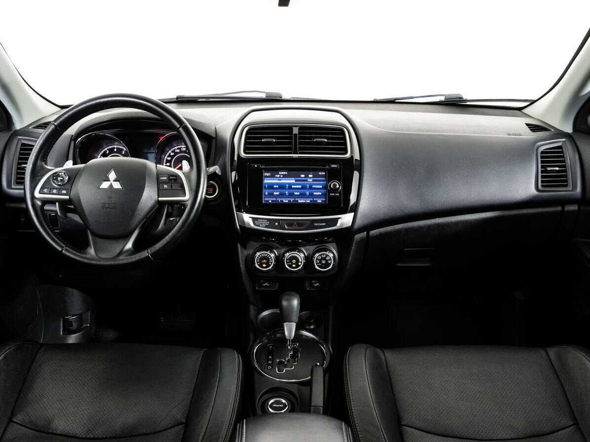 Купить Mitsubishi ASX с пробегом. Фото: #9
