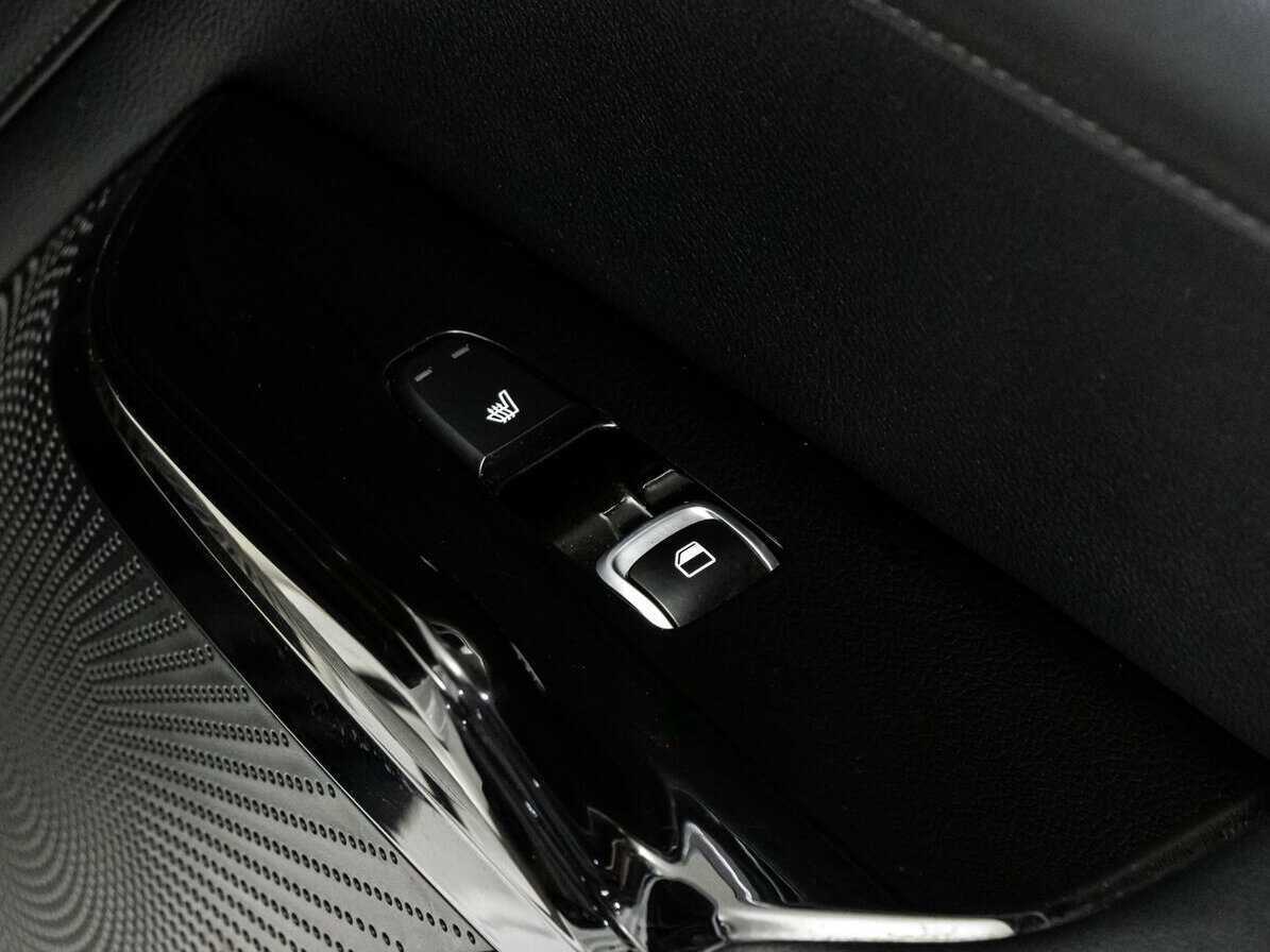 Купить Kia K5 с пробегом. Фото: #17