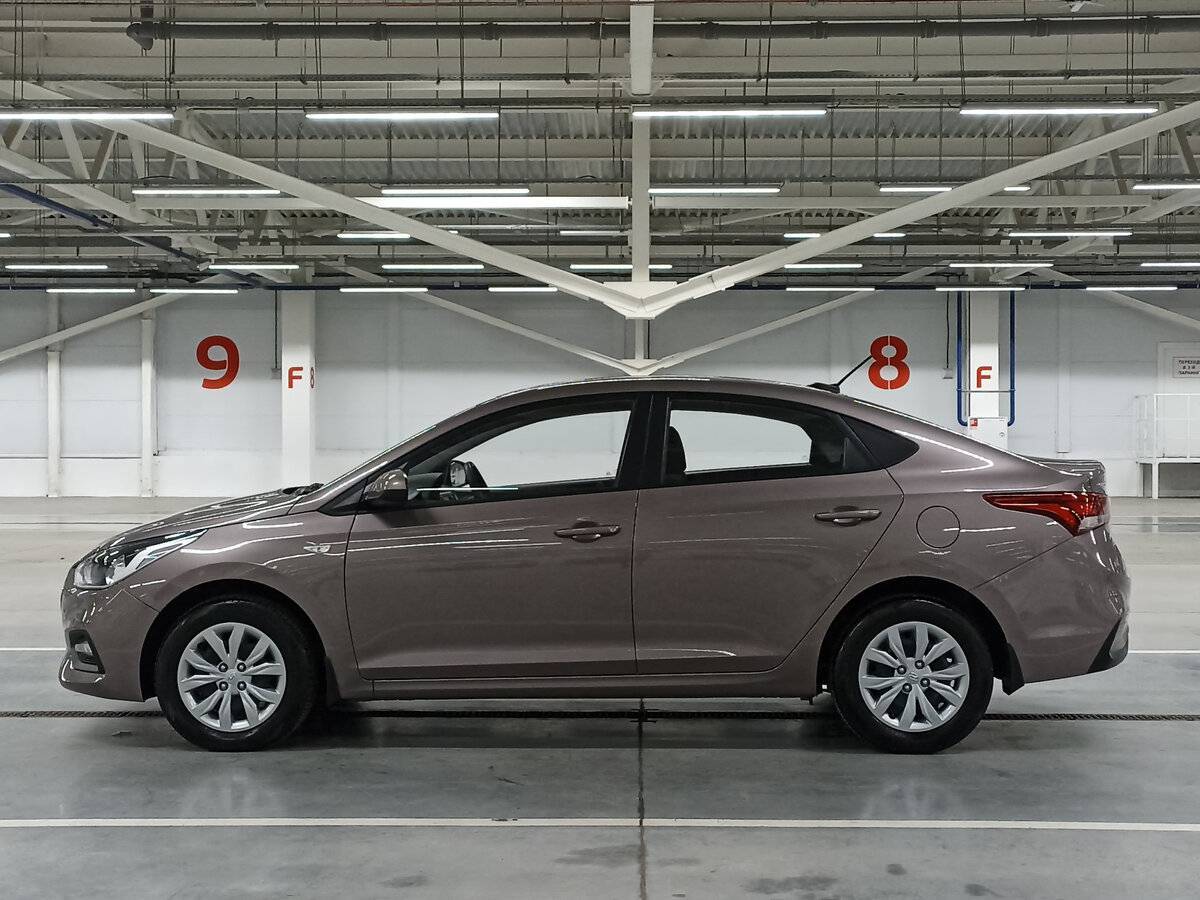 Купить Hyundai Solaris с пробегом. Фото: #7