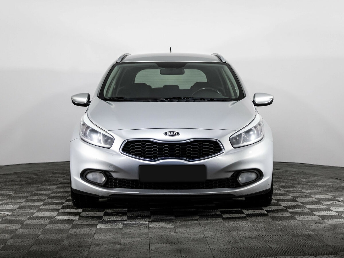 Купить Kia Ceed с пробегом. Фото: #1