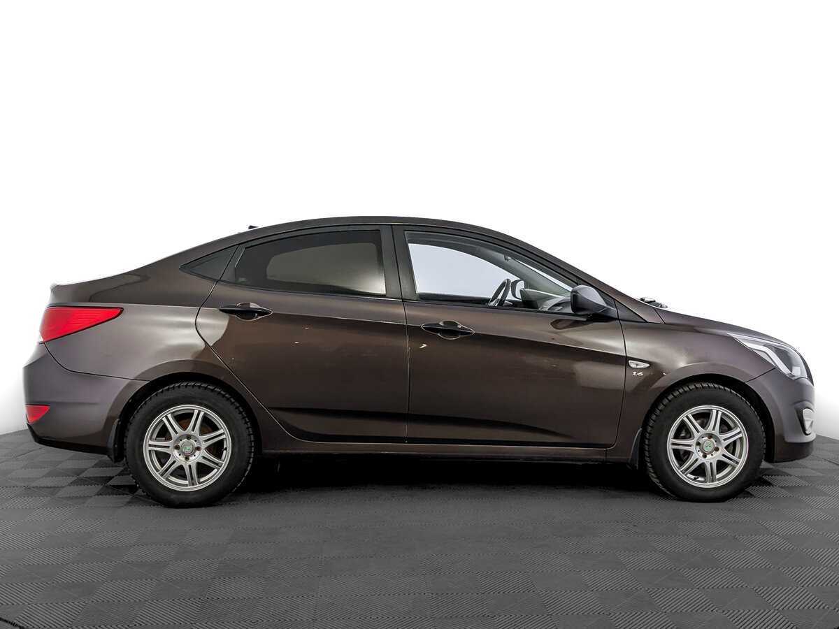 Купить Hyundai Solaris с пробегом. Фото: #3