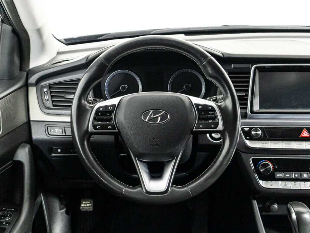 Купить Hyundai Sonata с пробегом. Фото: #15