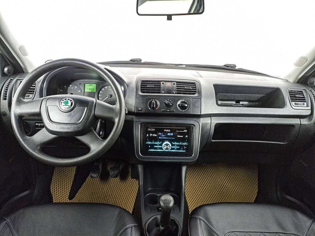 Купить Skoda Fabia с пробегом. Фото: #11