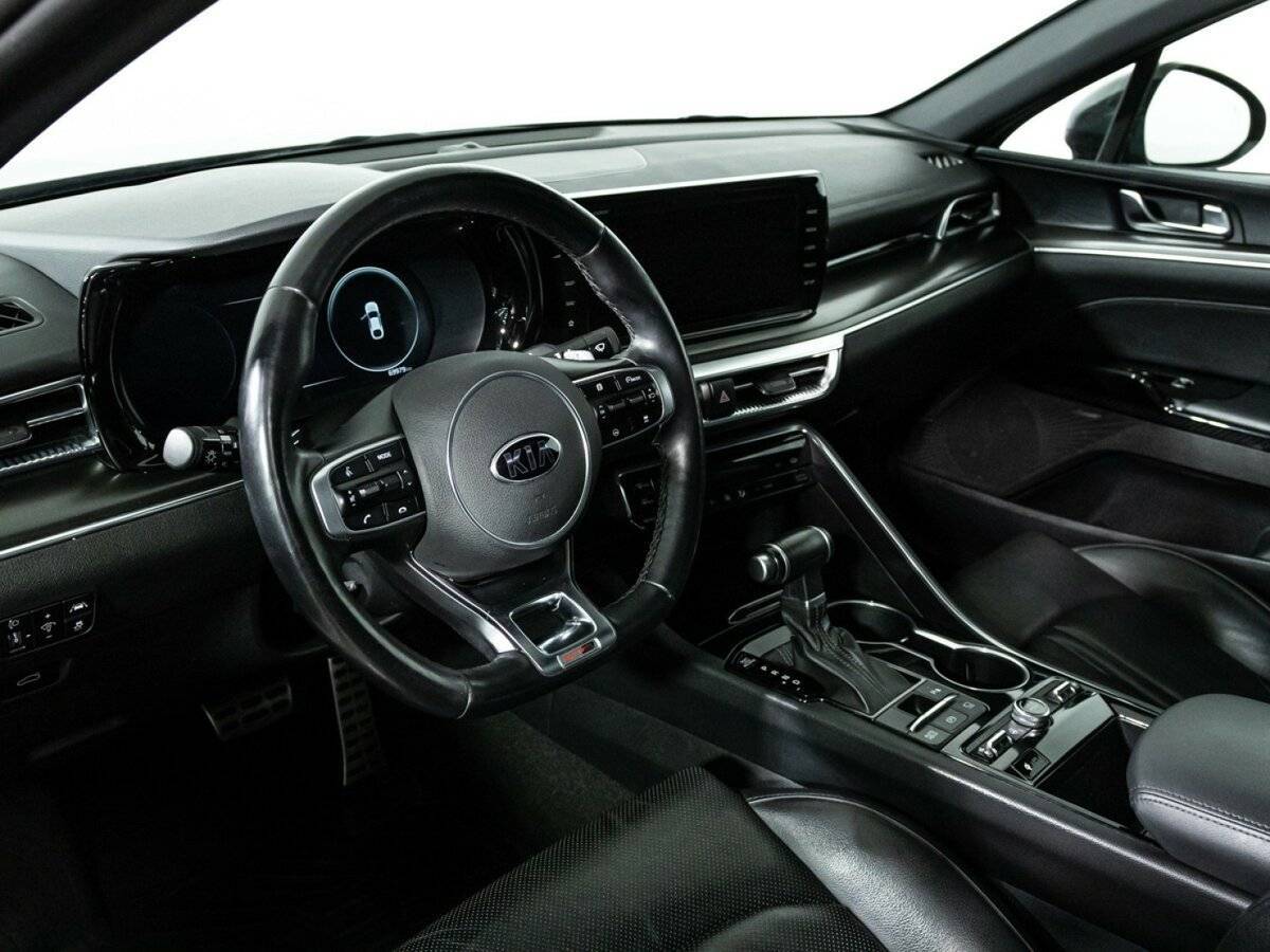 Купить Kia K5 с пробегом. Фото: #10