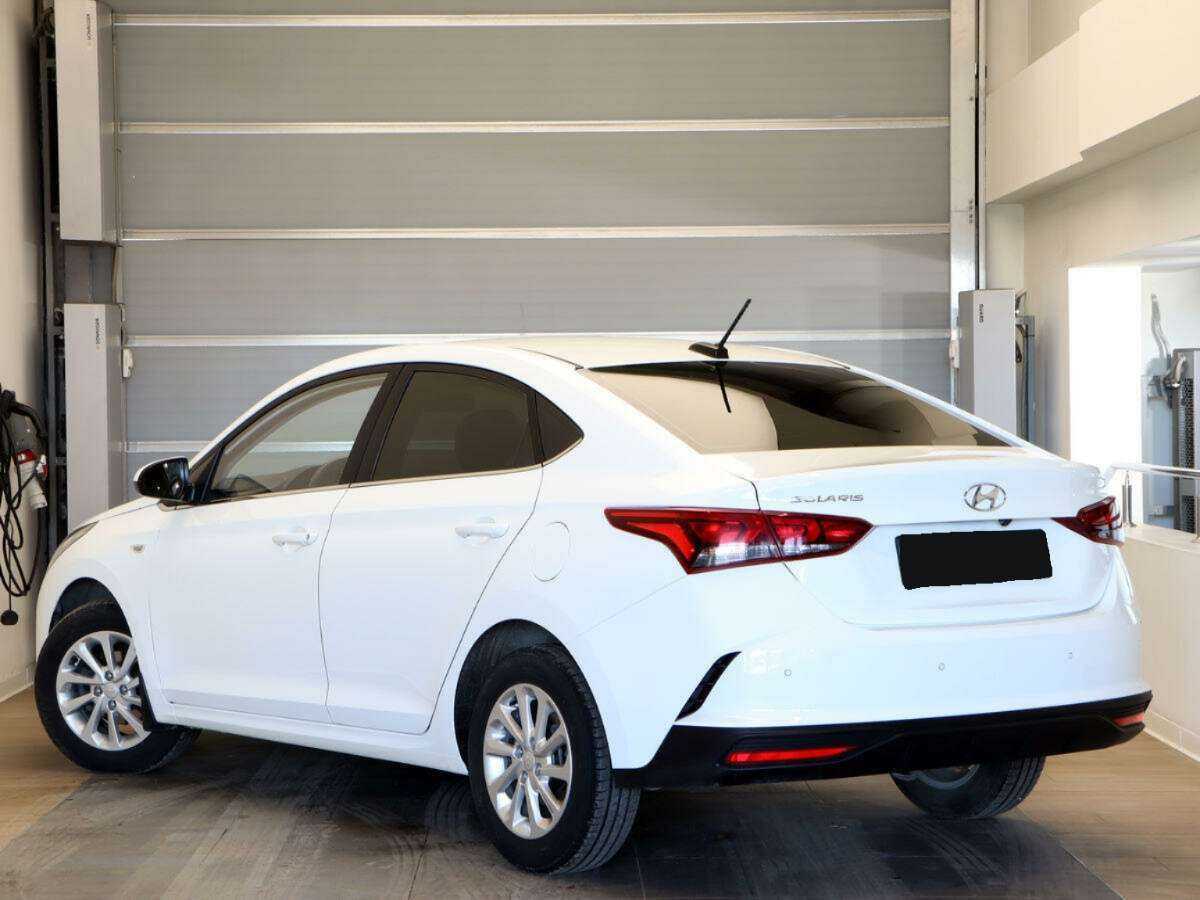 Купить Hyundai Solaris с пробегом. Фото: #5