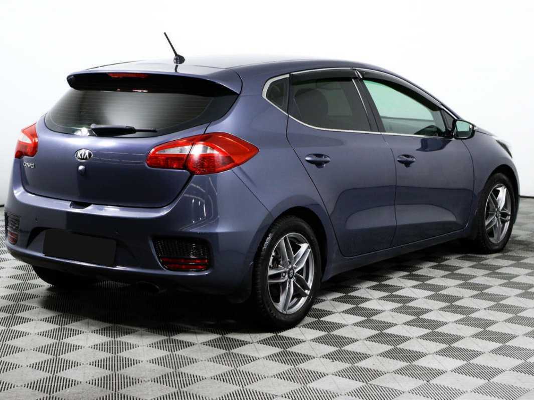 Купить Kia Ceed с пробегом. Фото: #4