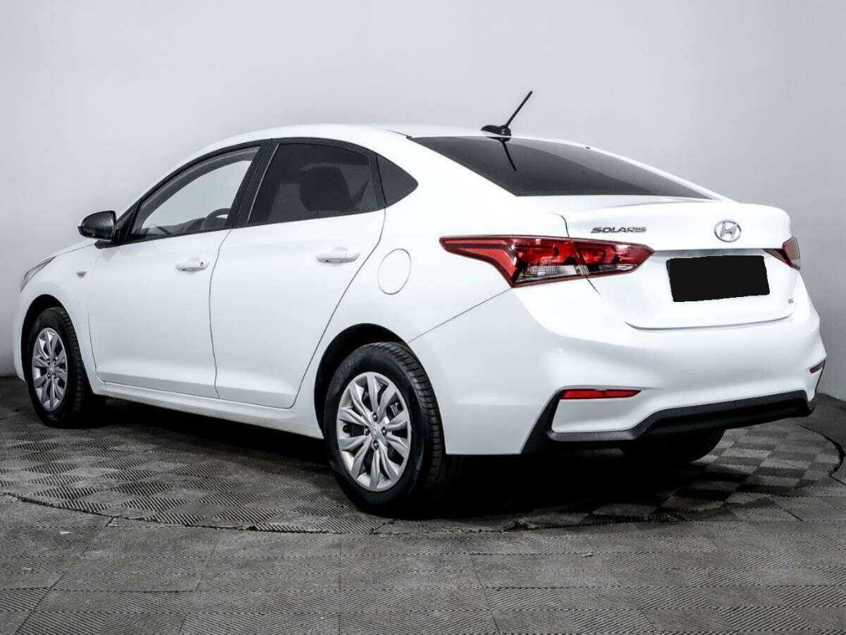 Купить Hyundai Solaris с пробегом. Фото: #4