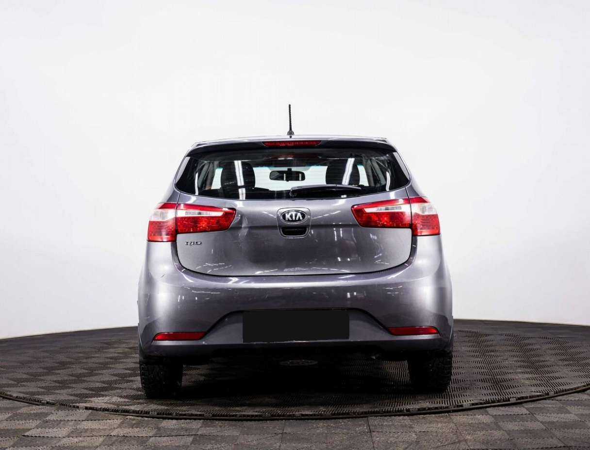 Купить Kia Rio с пробегом. Фото: #4