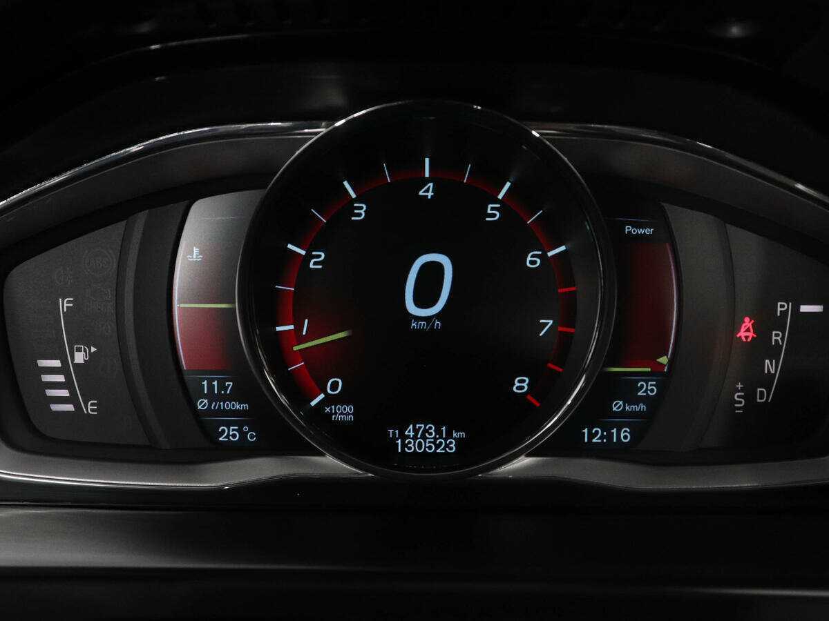 Купить Volvo S60 с пробегом. Фото: #10