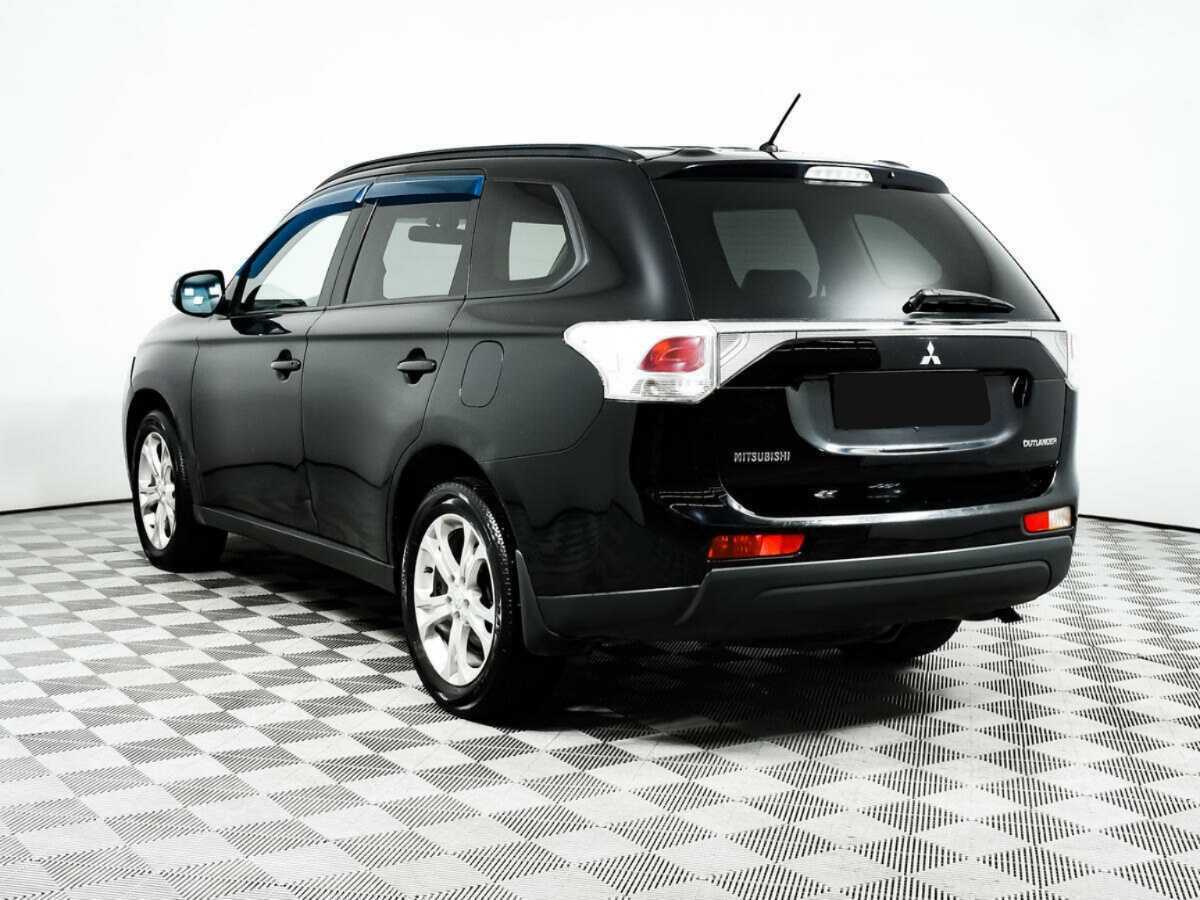 Купить Mitsubishi Outlander с пробегом. Фото: #5