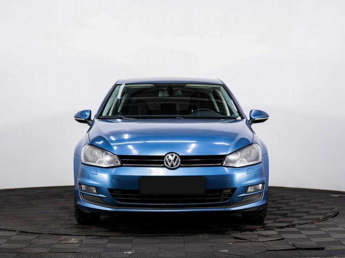 Купить Volkswagen Golf с пробегом. Фото: #1