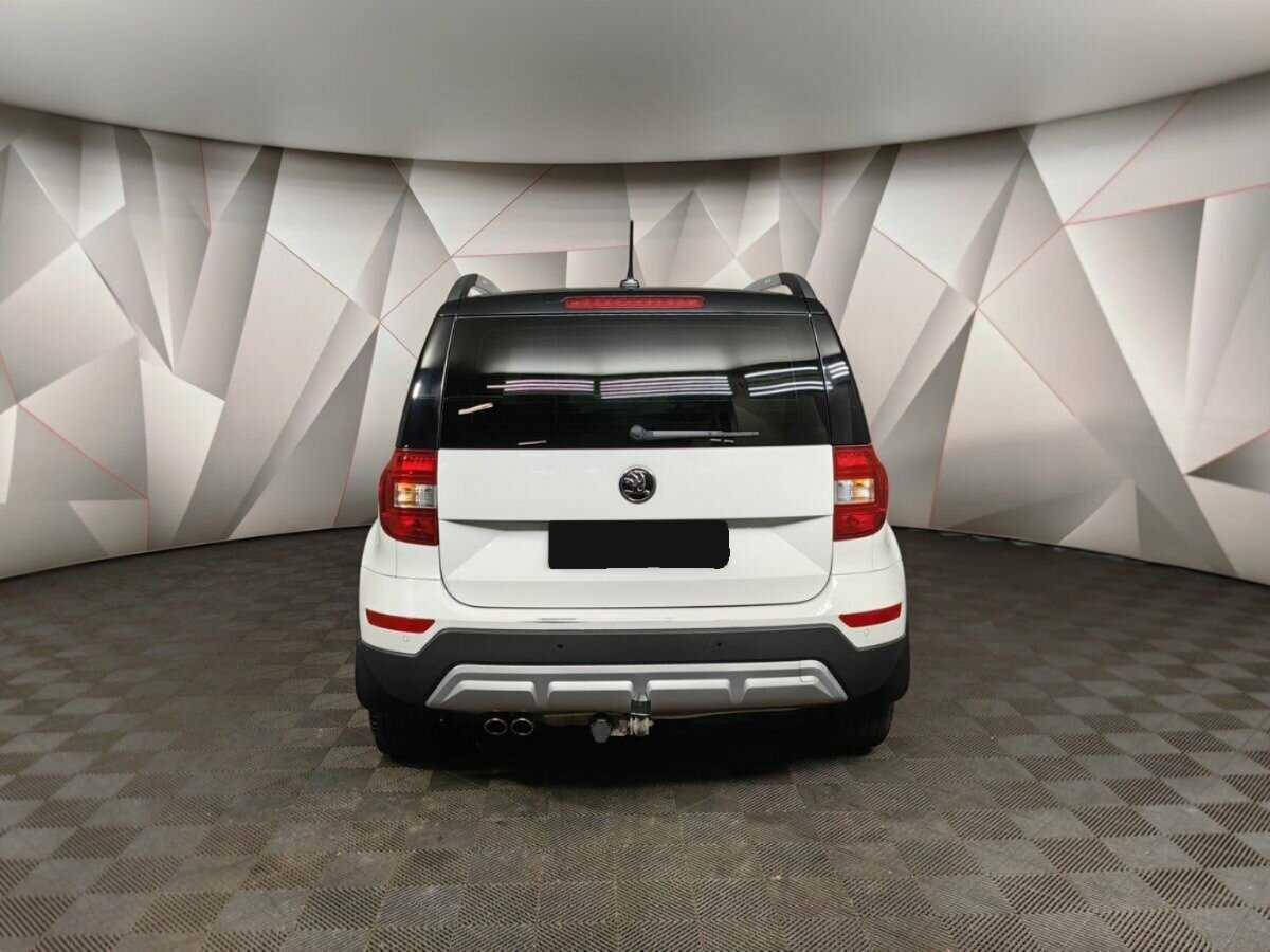 Купить Skoda Yeti с пробегом. Фото: #7