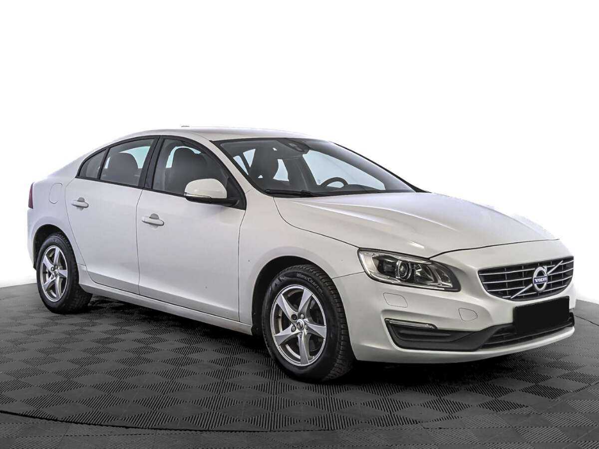 Купить Volvo S60 с пробегом. Фото: #2