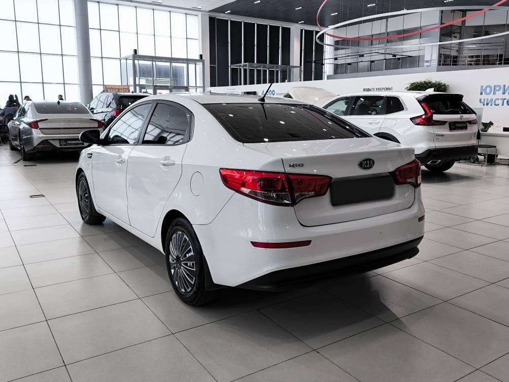 Купить Kia Rio с пробегом. Фото: #6