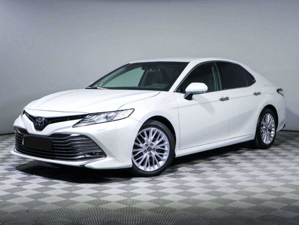 Купить Toyota Camry с пробегом. Фото: #0