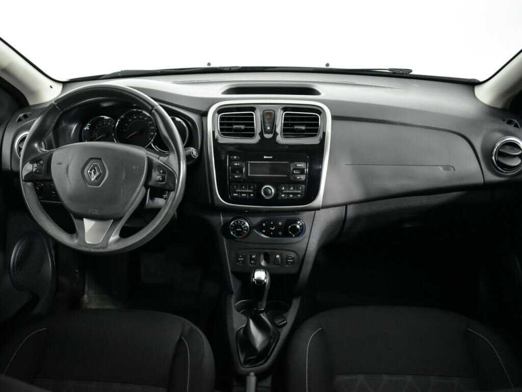 Купить Renault Sandero с пробегом. Фото: #11