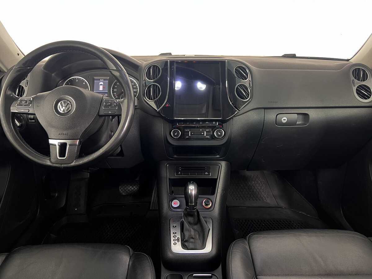 Купить Volkswagen Tiguan с пробегом. Фото: #14