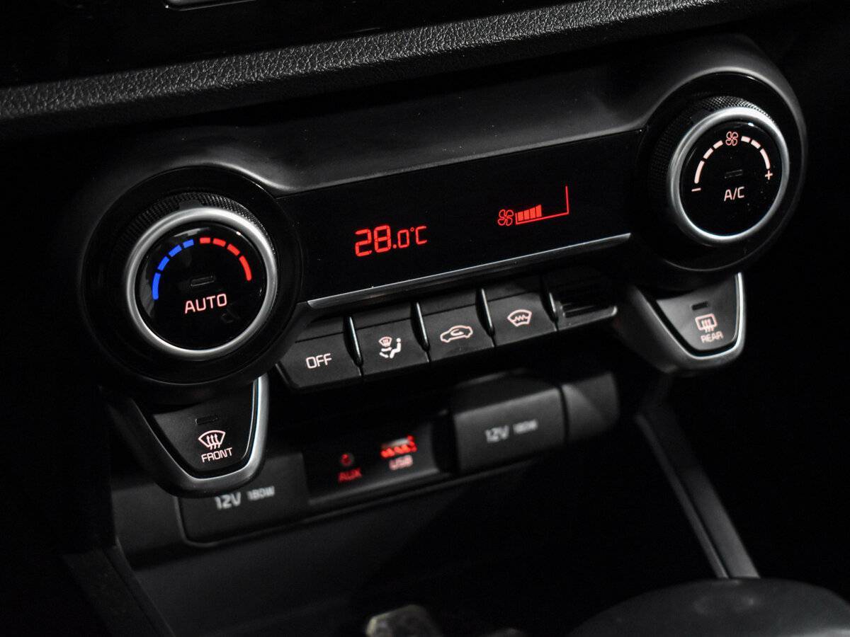 Купить Kia Rio с пробегом. Фото: #15