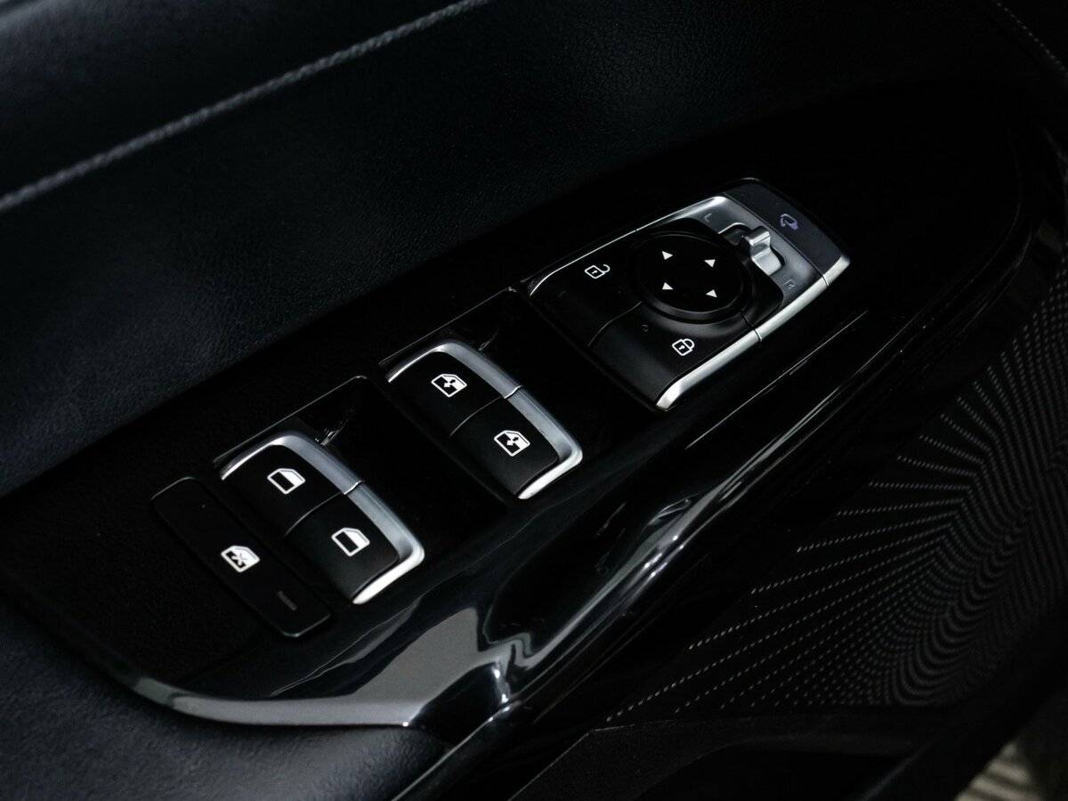 Купить Kia K5 с пробегом. Фото: #16