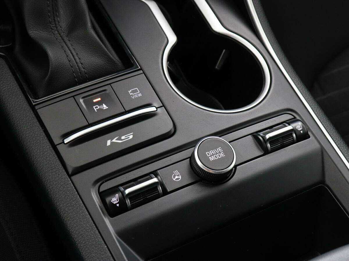 Купить Kia K5 с пробегом. Фото: #13