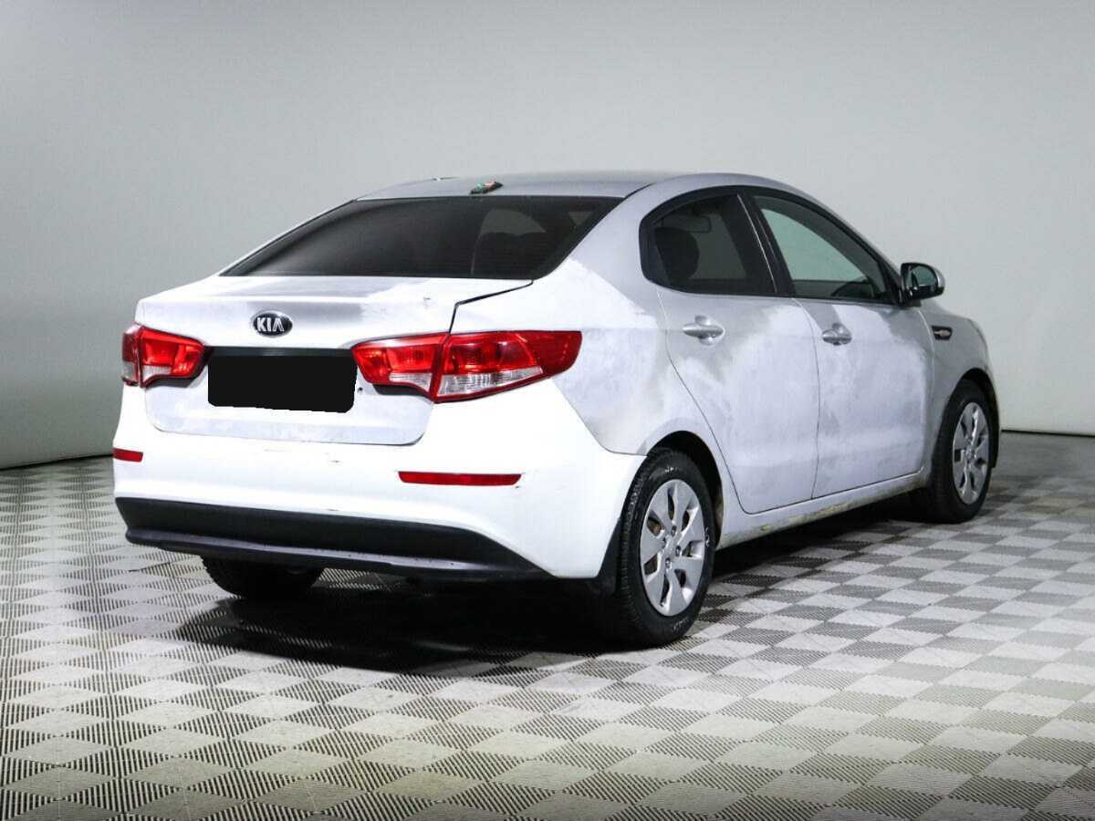 Купить Kia Rio с пробегом. Фото: #4