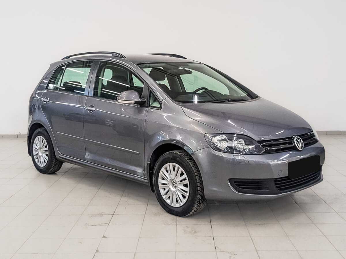 Купить Volkswagen Golf Plus с пробегом. Фото: #2