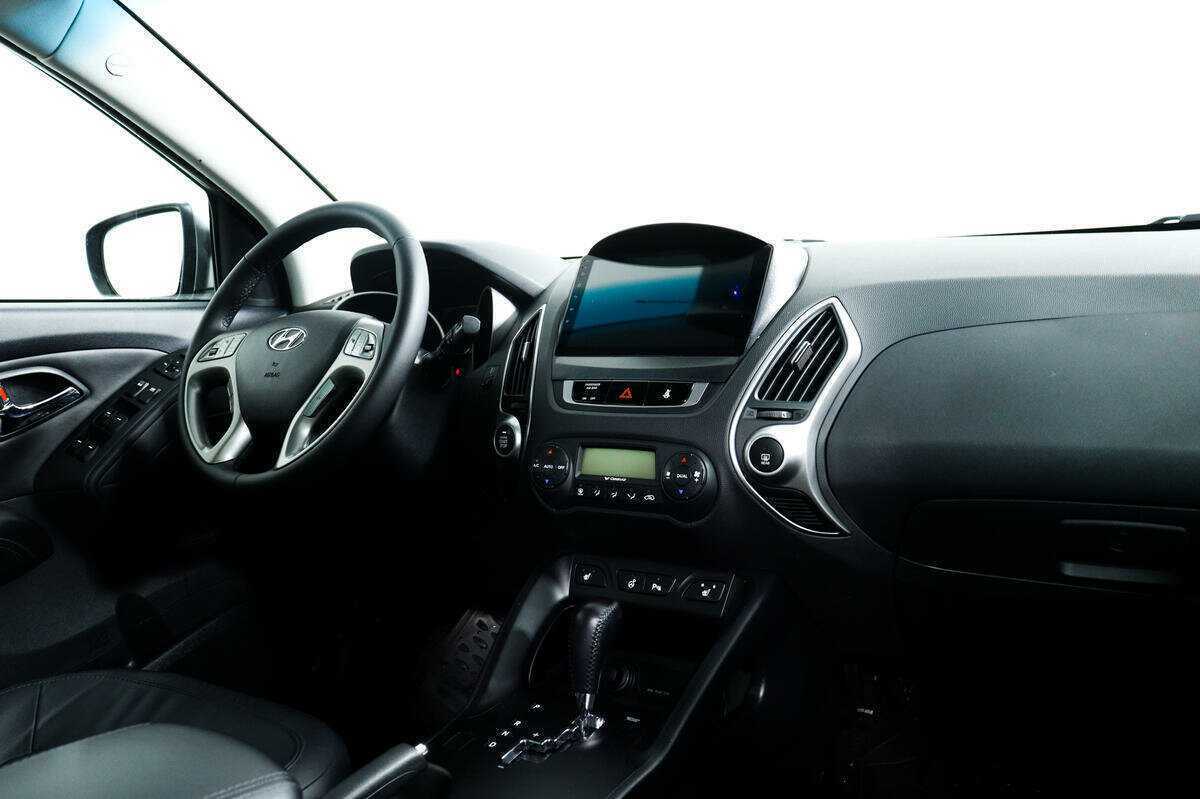 Купить Hyundai ix35 с пробегом. Фото: #8