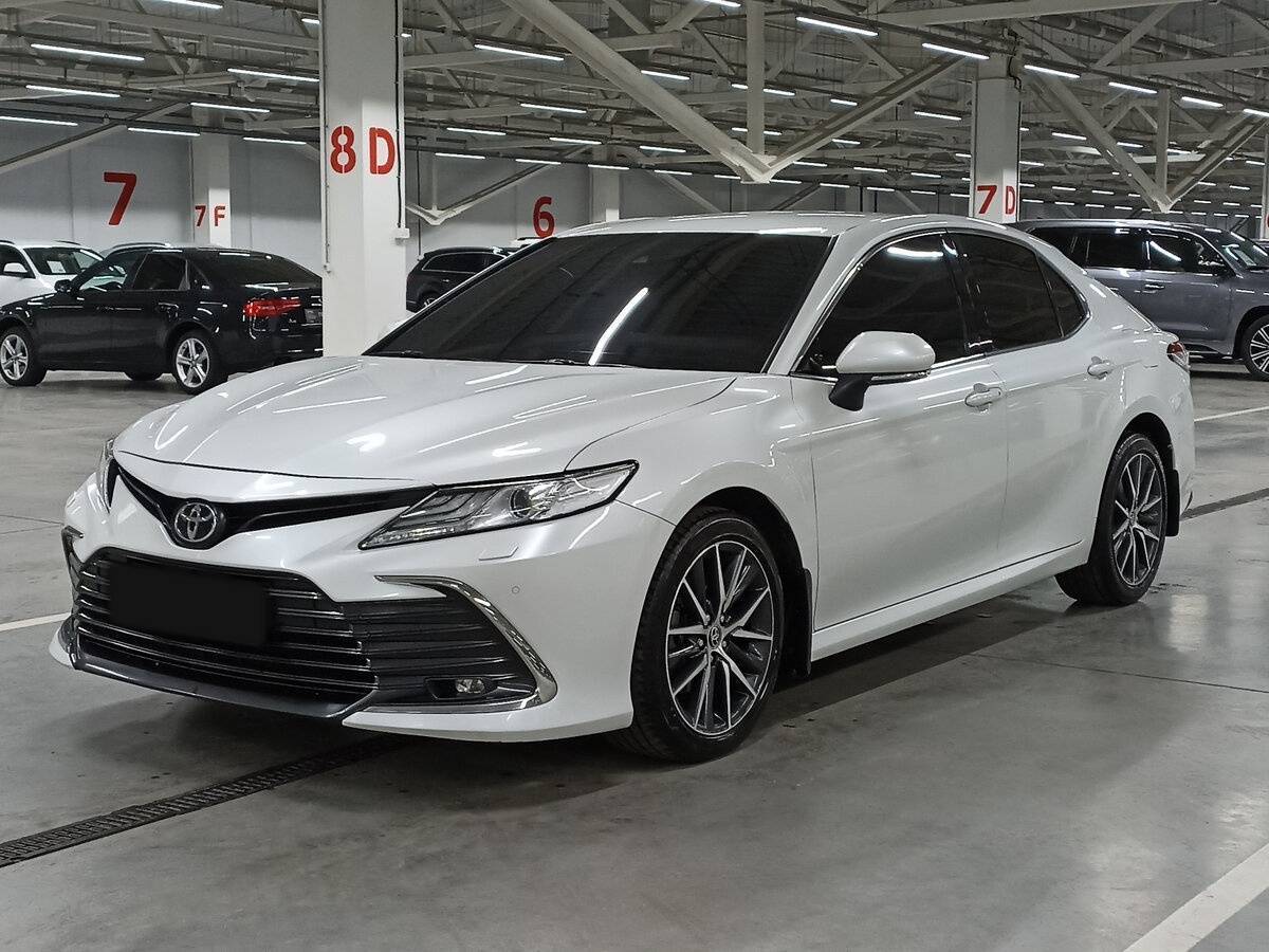 Купить Toyota Camry с пробегом. Фото: #0