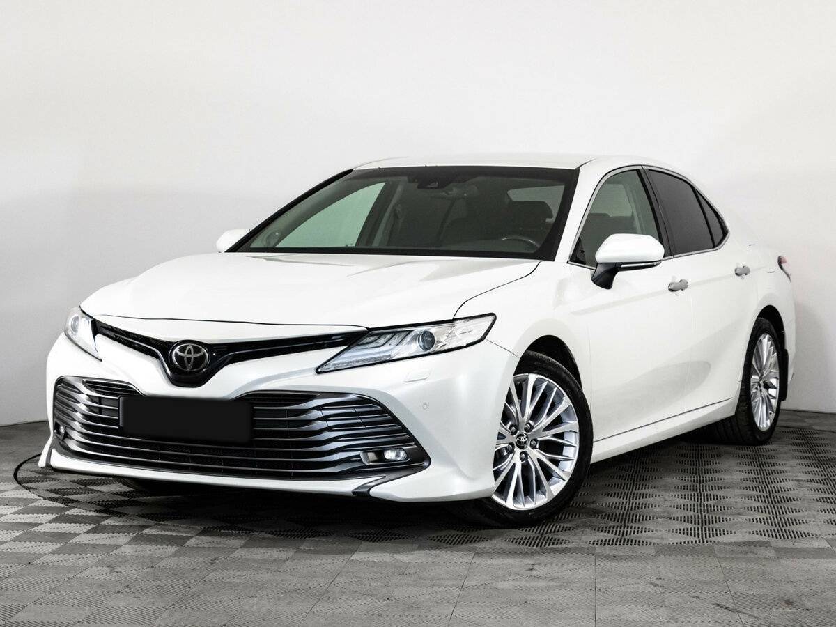 Купить Toyota Camry с пробегом. Посмотреть фото