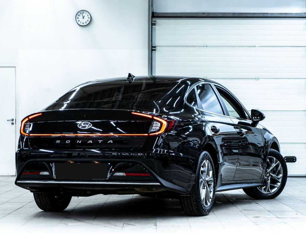 Купить Hyundai Sonata с пробегом. Фото: #2