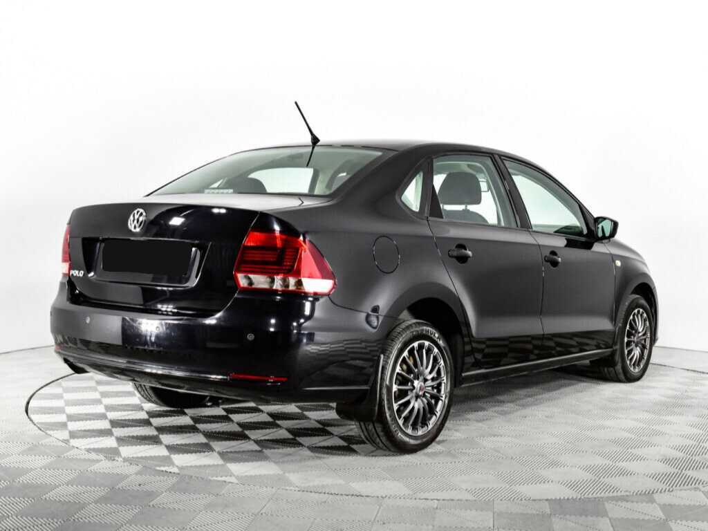 Купить Volkswagen Polo с пробегом. Фото: #4