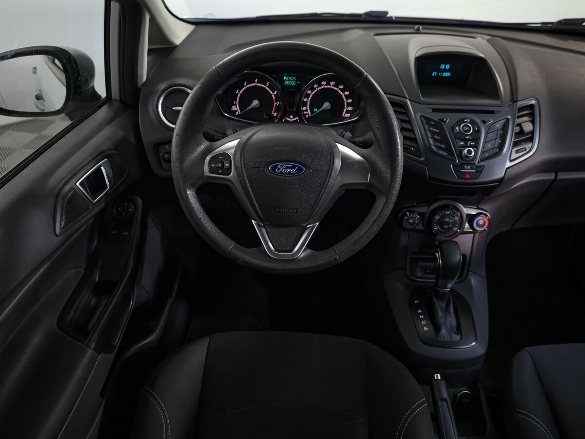Купить Ford Fiesta с пробегом. Фото: #8
