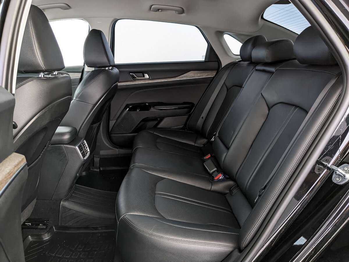 Купить Kia K5 с пробегом. Фото: #13