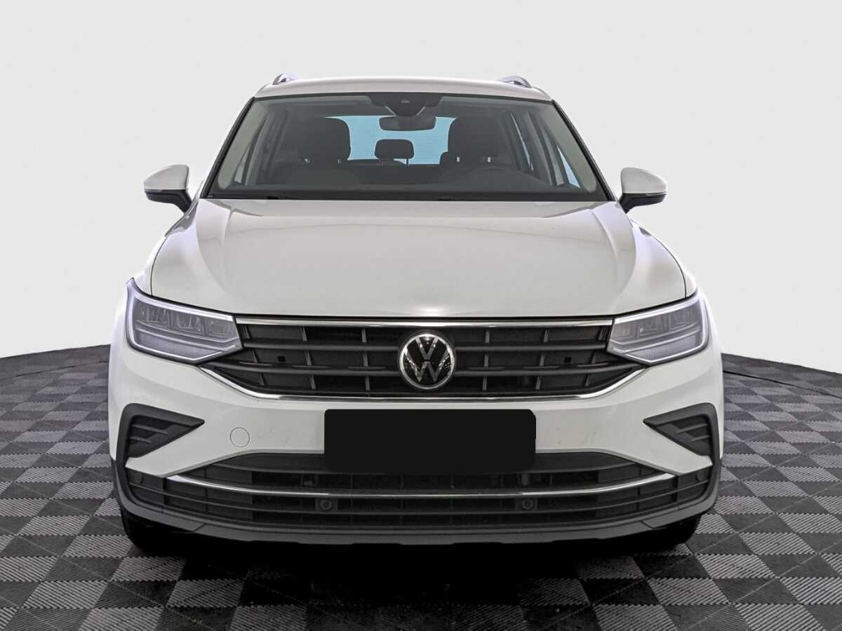 Купить Volkswagen Tiguan с пробегом. Фото: #1