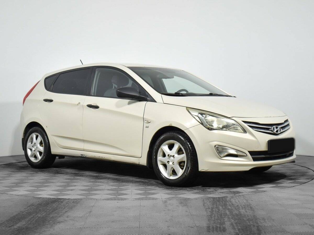Купить Hyundai Solaris с пробегом. Фото: #2