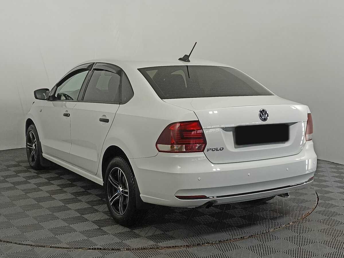 Купить Volkswagen Polo с пробегом. Фото: #6